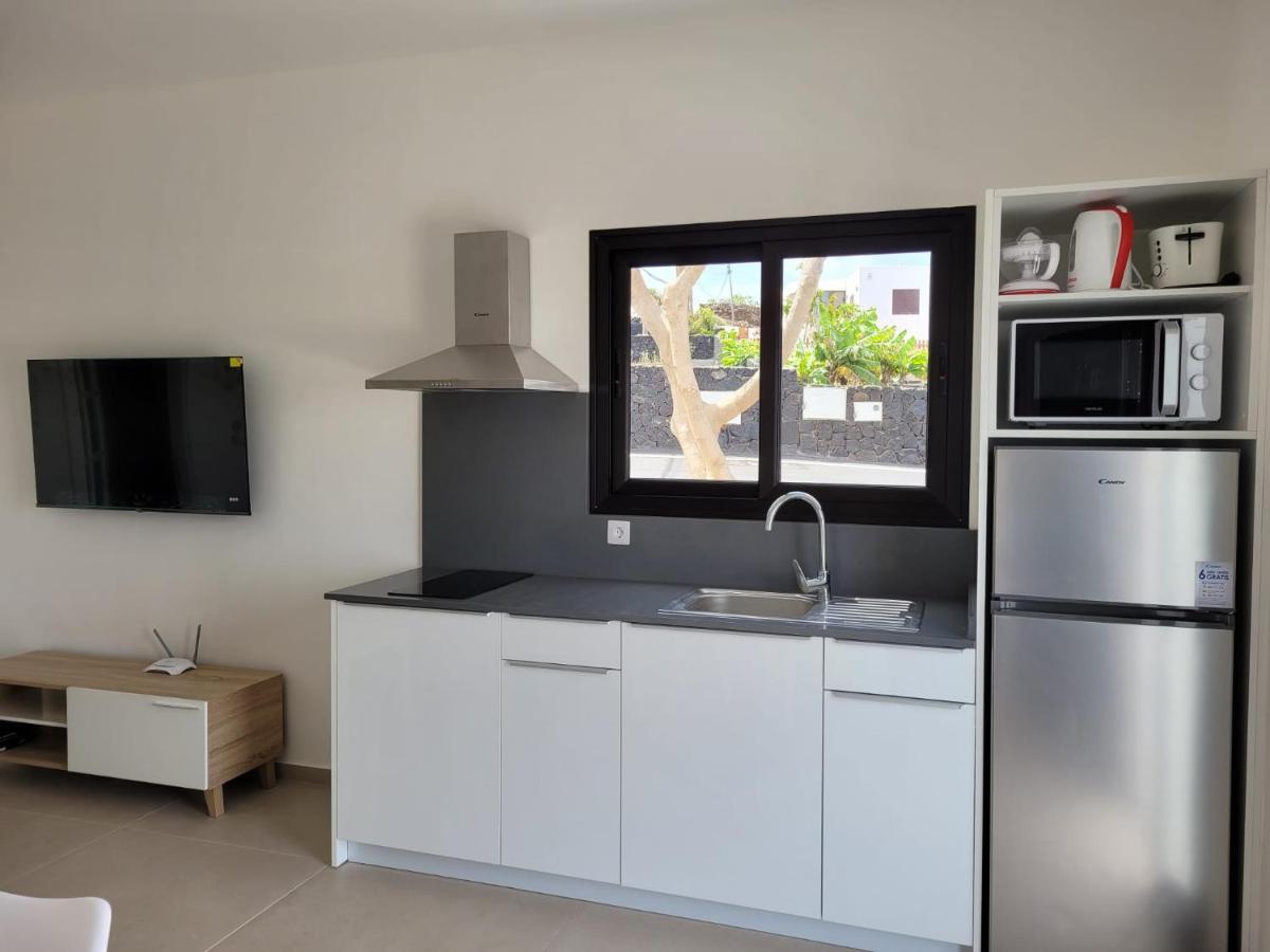 Apartamentos Falcon Тинахо Екстериор снимка