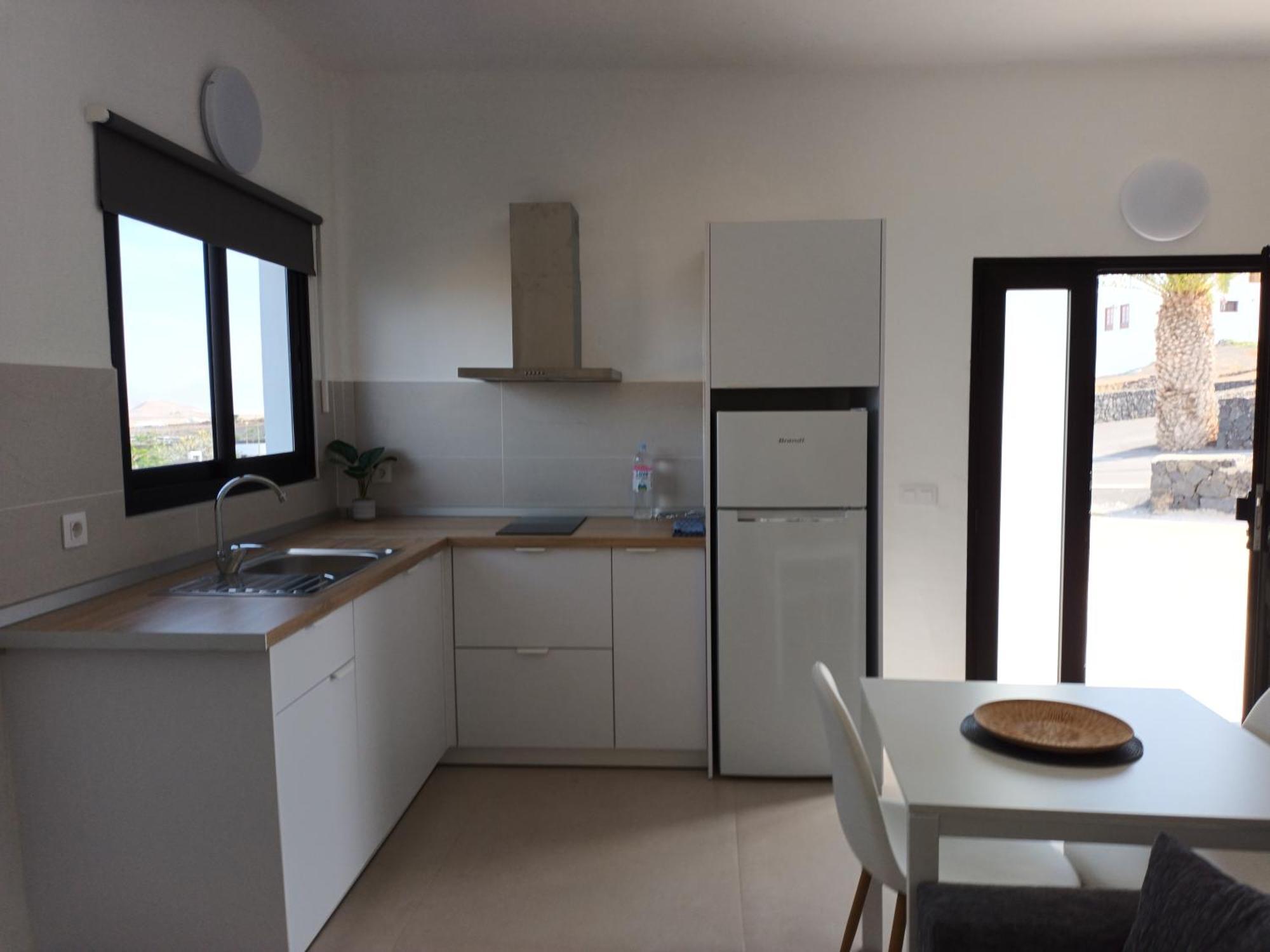 Apartamentos Falcon Тинахо Екстериор снимка