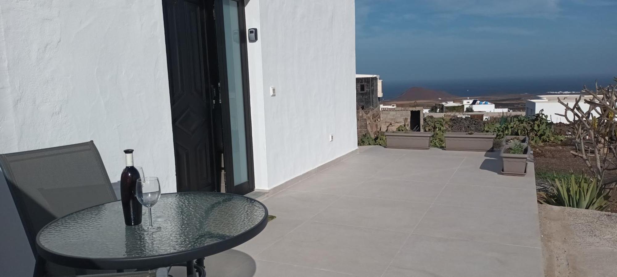 Apartamentos Falcon Тинахо Екстериор снимка