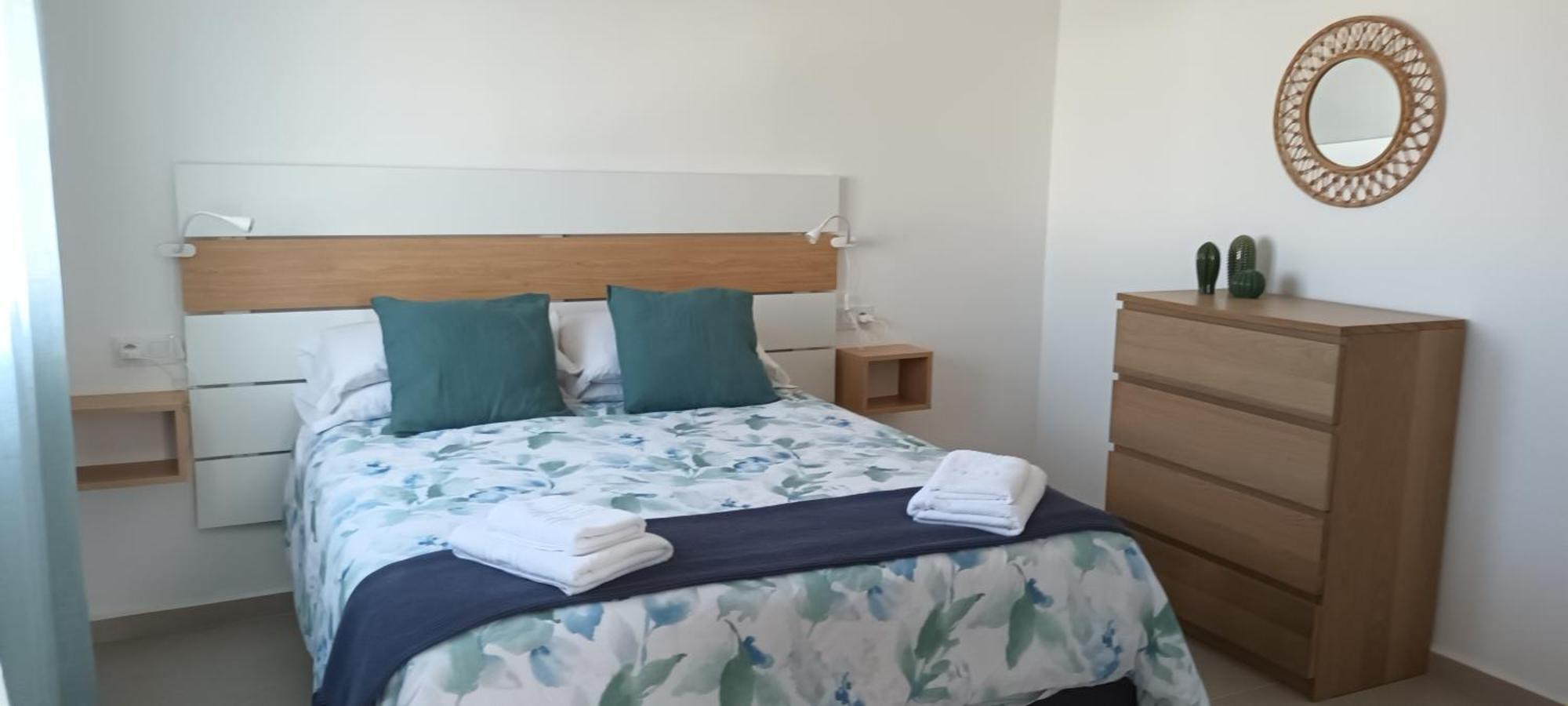 Apartamentos Falcon Тинахо Екстериор снимка